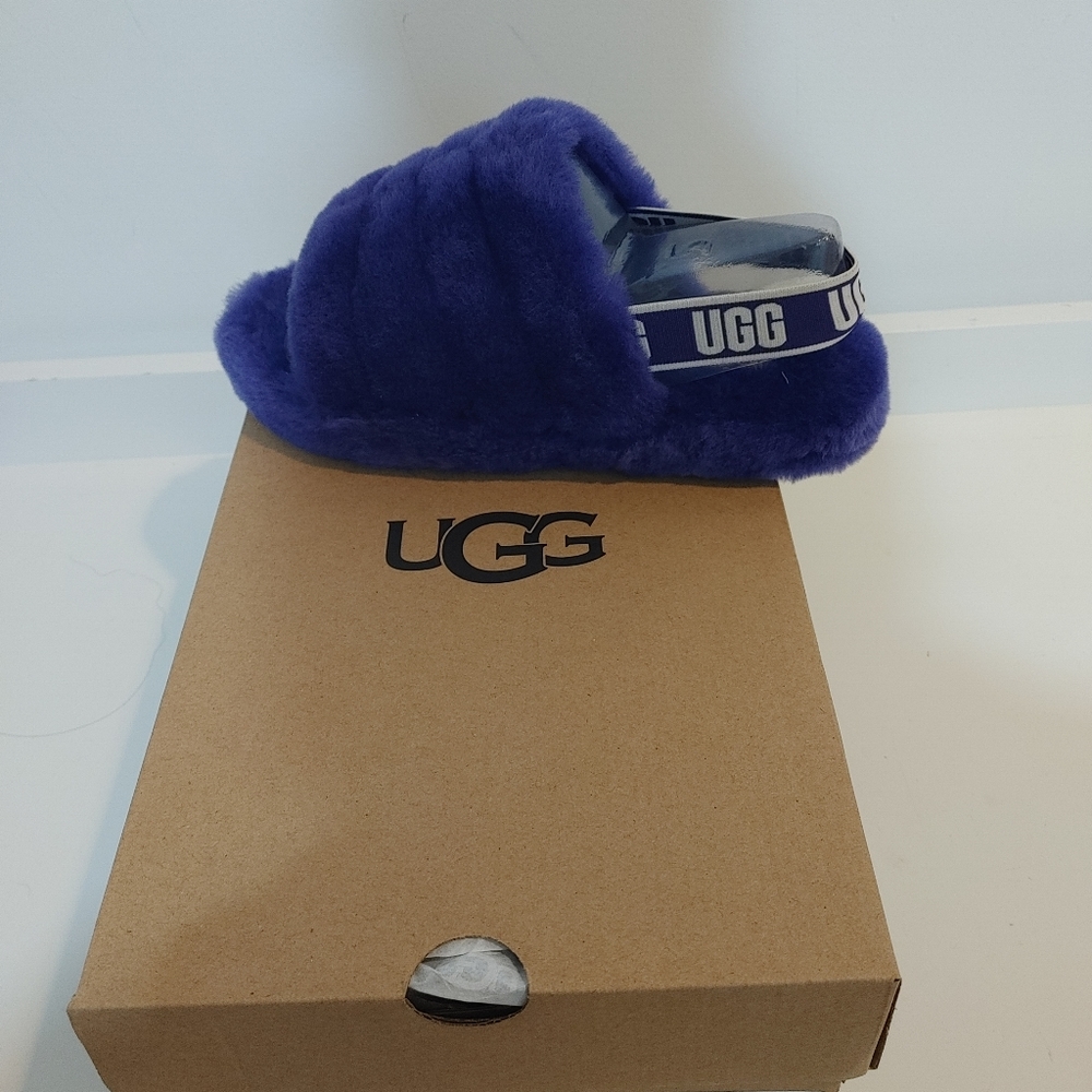 UGG Slides